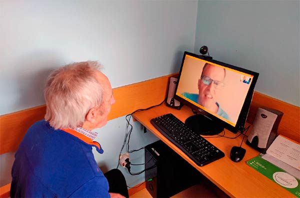 Videollamadas para acercar las familias a nuestros mayores de residencia